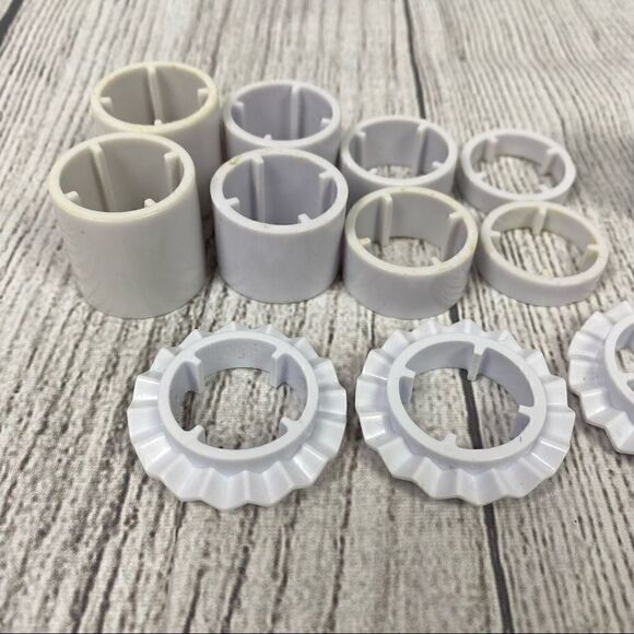 Wilton mini fondant ribbon roller - Picture 6 of 9